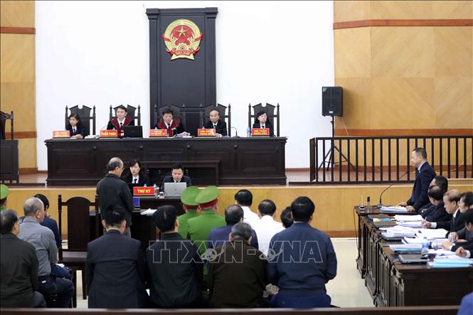Xét xử hai nguyên lãnh đạo TP Đà Nẵng: Hai bị cáo xin thay đổi tội danh